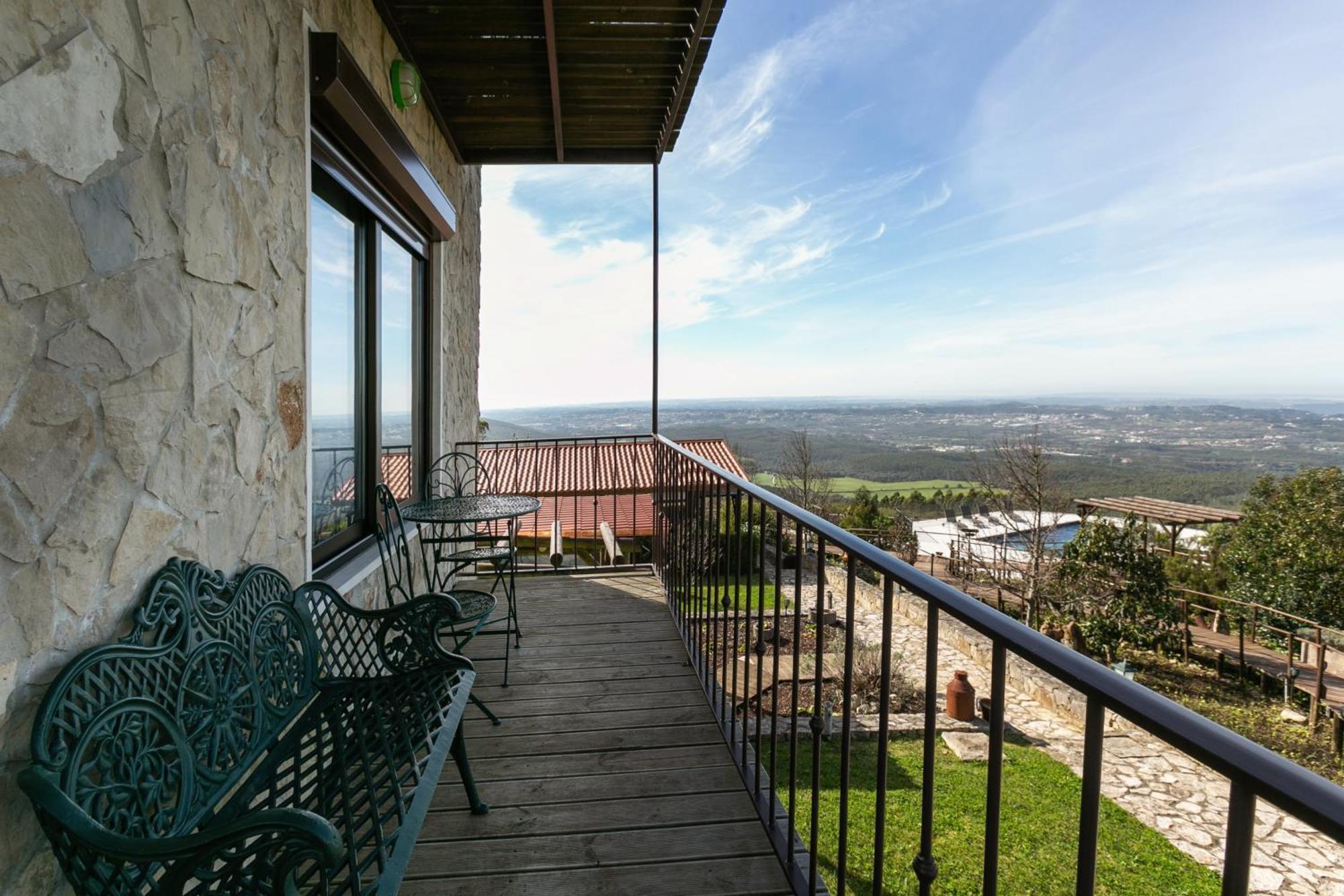 Casas Da Gralha Bed and Breakfast Turquel Εξωτερικό φωτογραφία