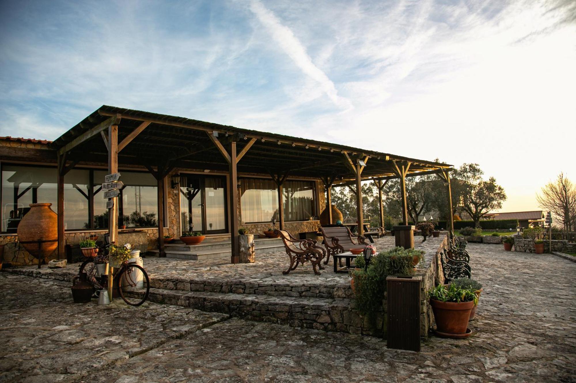 Casas Da Gralha Bed and Breakfast Turquel Εξωτερικό φωτογραφία