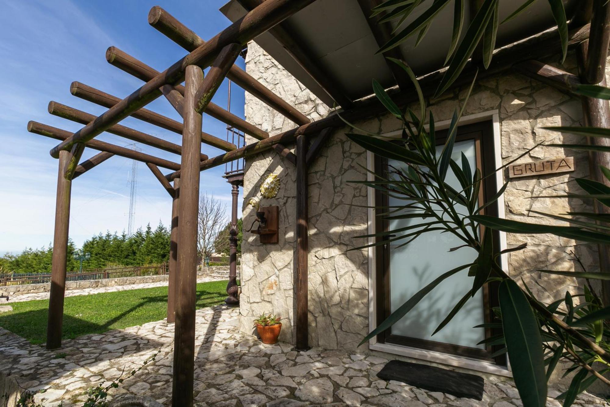Casas Da Gralha Bed and Breakfast Turquel Δωμάτιο φωτογραφία